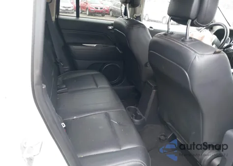 2015 Jeep Compass High Altitude Edition z USA, uszkodzony, nr VIN 1C4NJDEB7FD218247